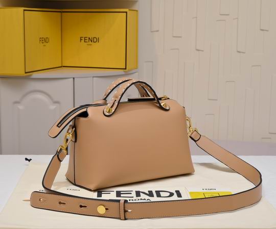 Fendi by the way 001133 28cm ww (20)