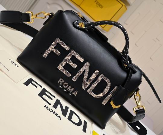 Fendi by the way 001133 28cm ww (30)