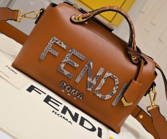 Fendi by the way 001133 28cm ww (40)