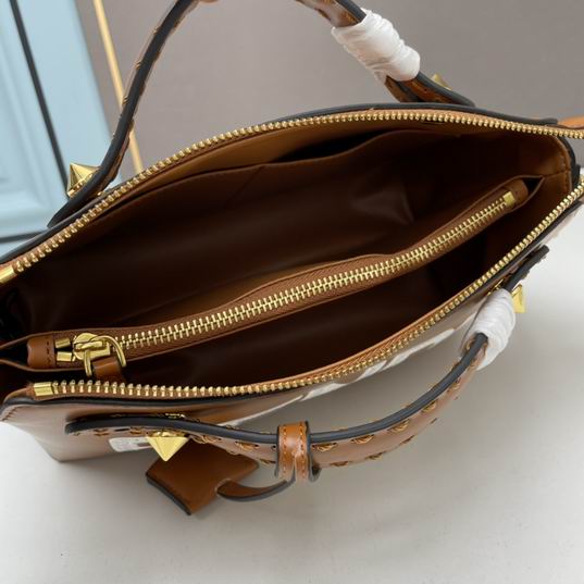 Fendi by the way 28x10x18cm ww (24)