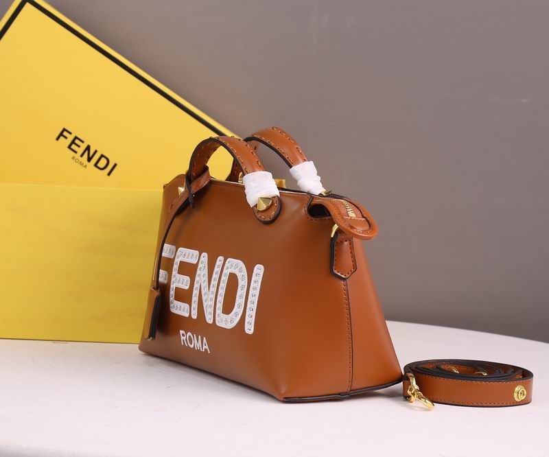 Fendi by the way3384 28x10x18cm ww (12)
