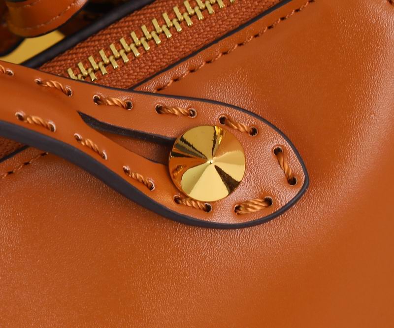 Fendi by the way3384 28x10x18cm ww (14)