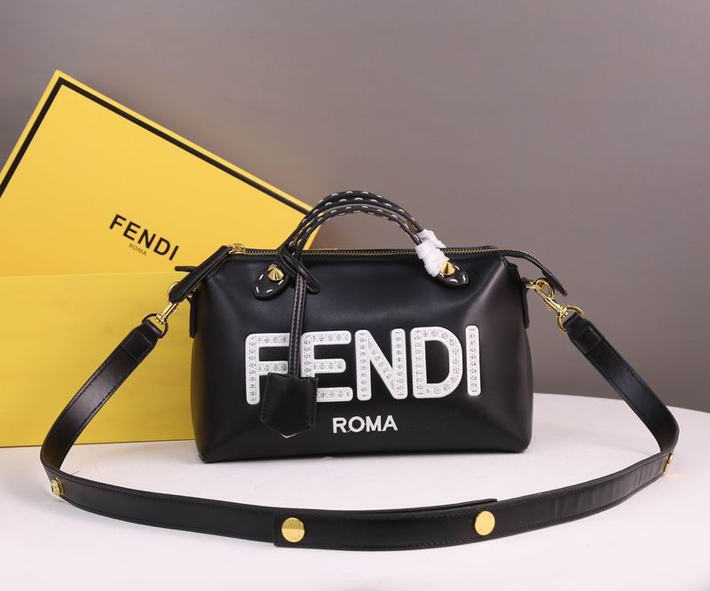 Fendi by the way3384 28x10x18cm ww (2)