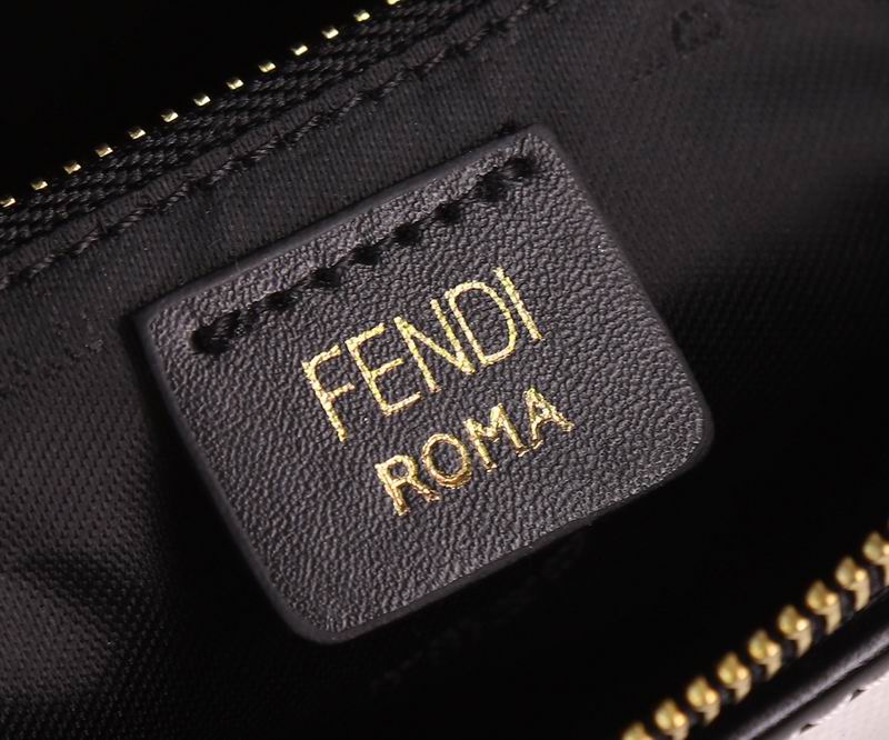 Fendi by the way3384 28x10x18cm ww (25)