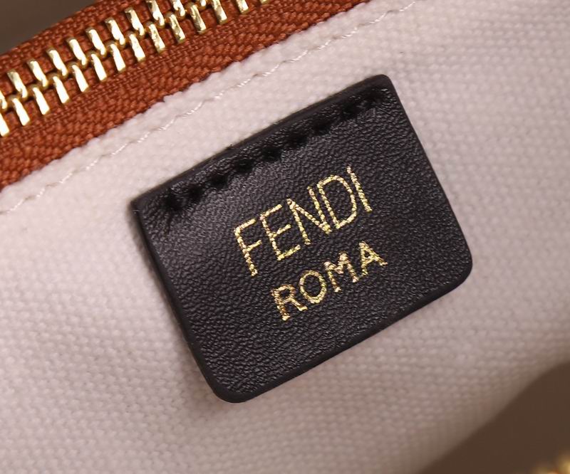 Fendi by the way3384 28x10x18cm ww (34)