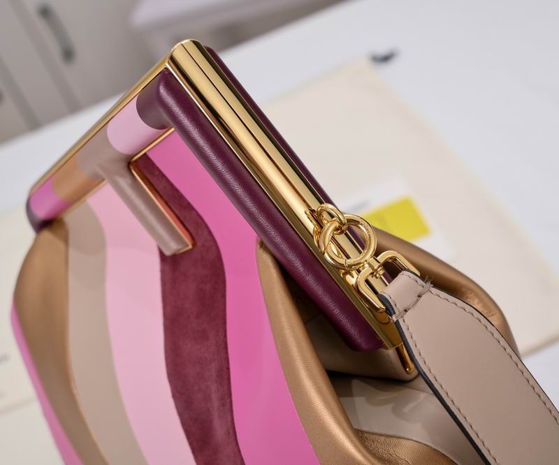 Fendi first2197 32.5x15x23.5cm ww (13)