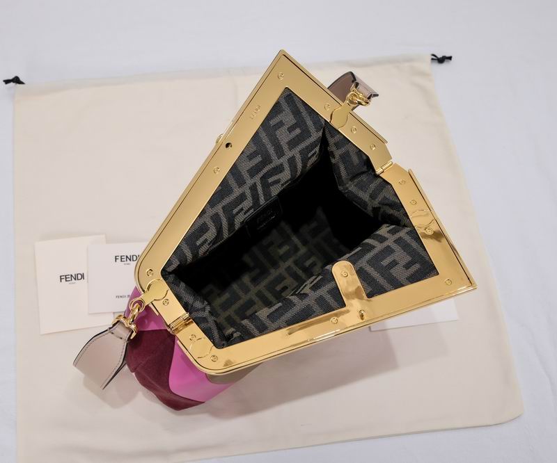 Fendi first2197 32.5x15x23.5cm ww (15)