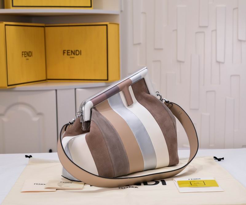Fendi first2197 32.5x15x23.5cm ww (3)