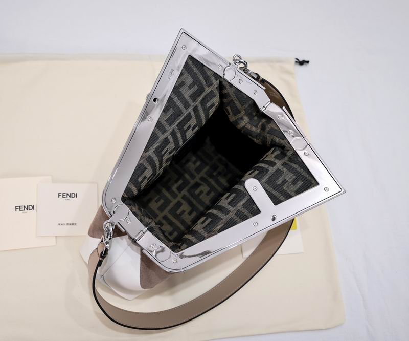Fendi first2197 32.5x15x23.5cm ww (6)