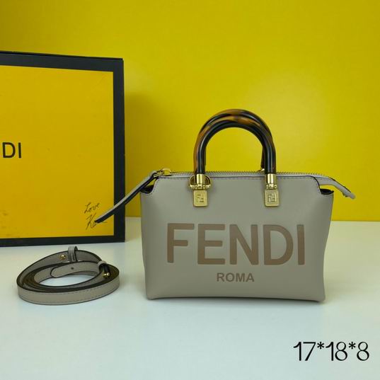 Fendi mini ByThe Way 17x18x8cm ww (1)