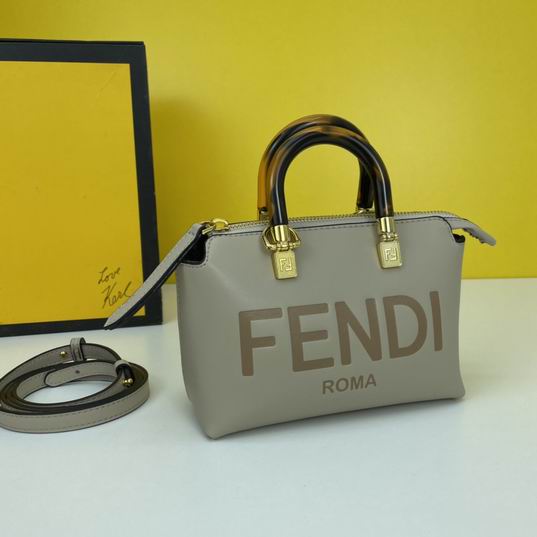 Fendi mini ByThe Way 17x18x8cm ww (2)