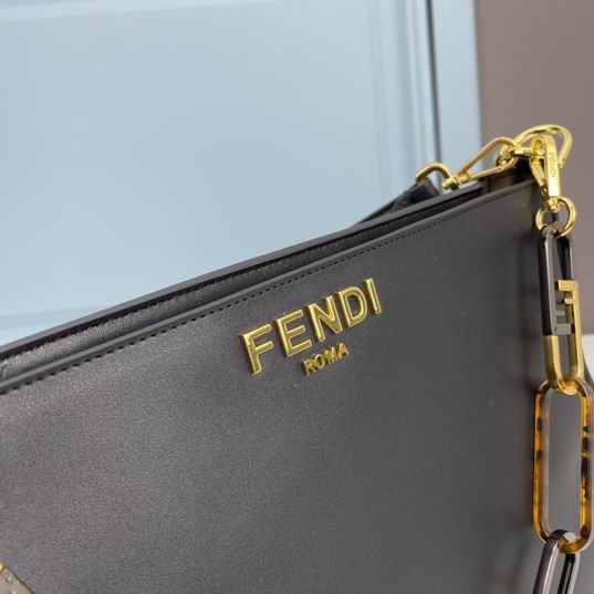 Fendi o lock 23421 36x23.5x14cm ww (29)