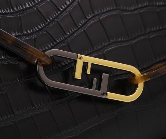 Fendi o lock 3388 35x14x23cm ww (32)