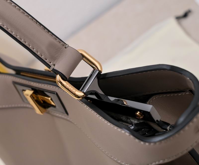 Fendi peekaboo 305 33x13.5x25cm ww (16)