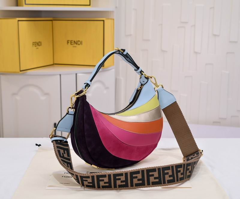 Fendi praphy 2196 29x24.5x10cm ww (2)