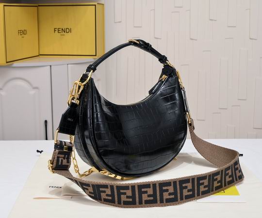 Fendi praphy 2196 29x24.5x10cm ww (2)