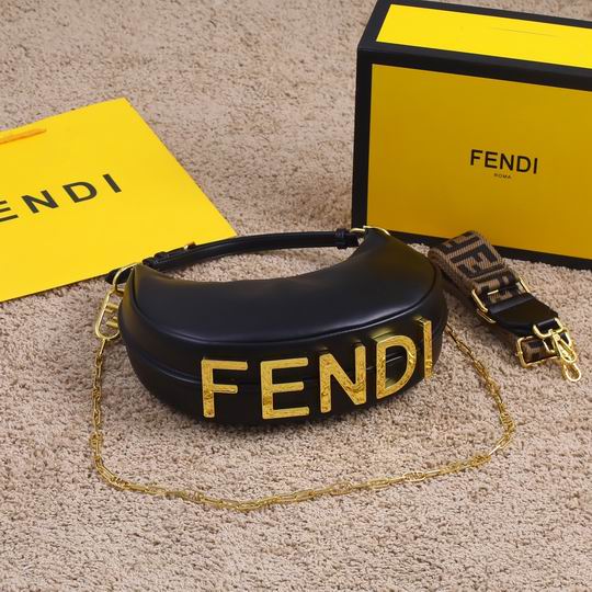 Fendi praphy 2196 29x24.5x10cm ww (30)