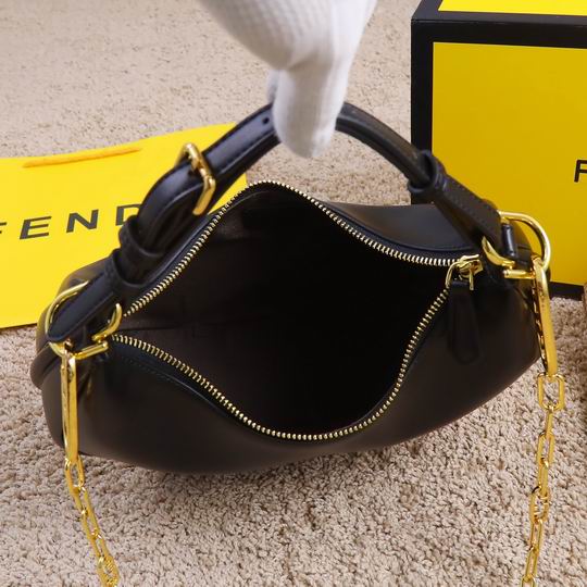 Fendi praphy 2196 29x24.5x10cm ww (35)