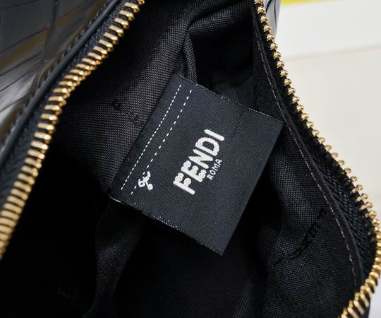 Fendi praphy 2196 29x24.5x10cm ww (7)