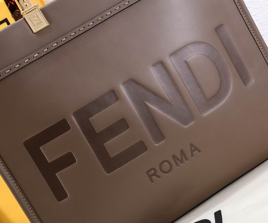 Fendi tote 012 35x17x31cm ww (17)