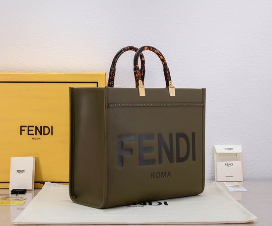Fendi tote 012 35x17x31cm ww (30)