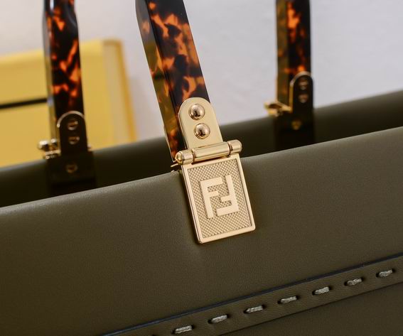 Fendi tote 012 35x17x31cm ww (32)