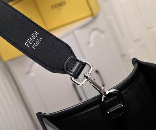 Fendi tote 022 35x17x31cm ww (4)