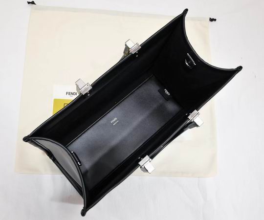 Fendi tote 022 35x17x31cm ww (8)