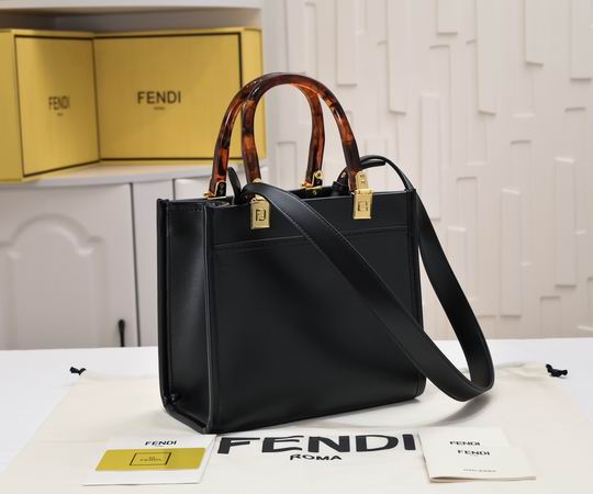 Fendi tote 1006 22.5x20.5cm ww (11)
