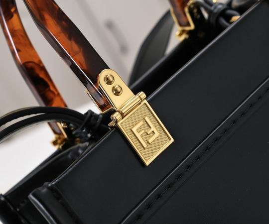 Fendi tote 1006 22.5x20.5cm ww (13)