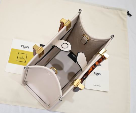 Fendi tote 1006 22.5x20.5cm ww (8)