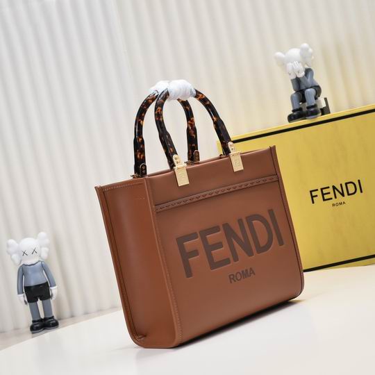 Fendi tote 2314 23cm ww (2)