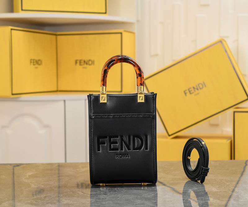 Fendi tote 3370 13x6.5x18cm ww (10)
