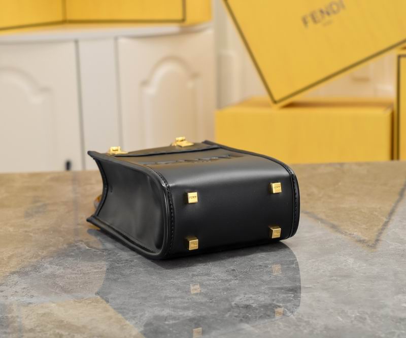 Fendi tote 3370 13x6.5x18cm ww (12)
