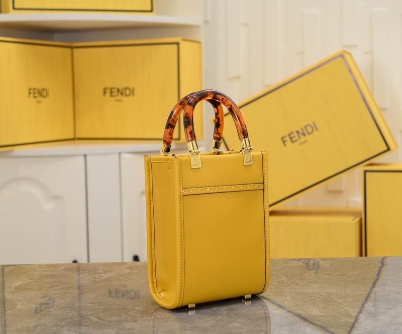 Fendi tote 3370 13x6.5x18cm ww (2)