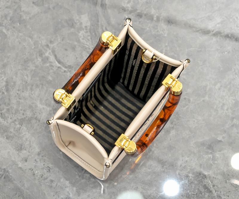 Fendi tote 3370 13x6.5x18cm ww (27)