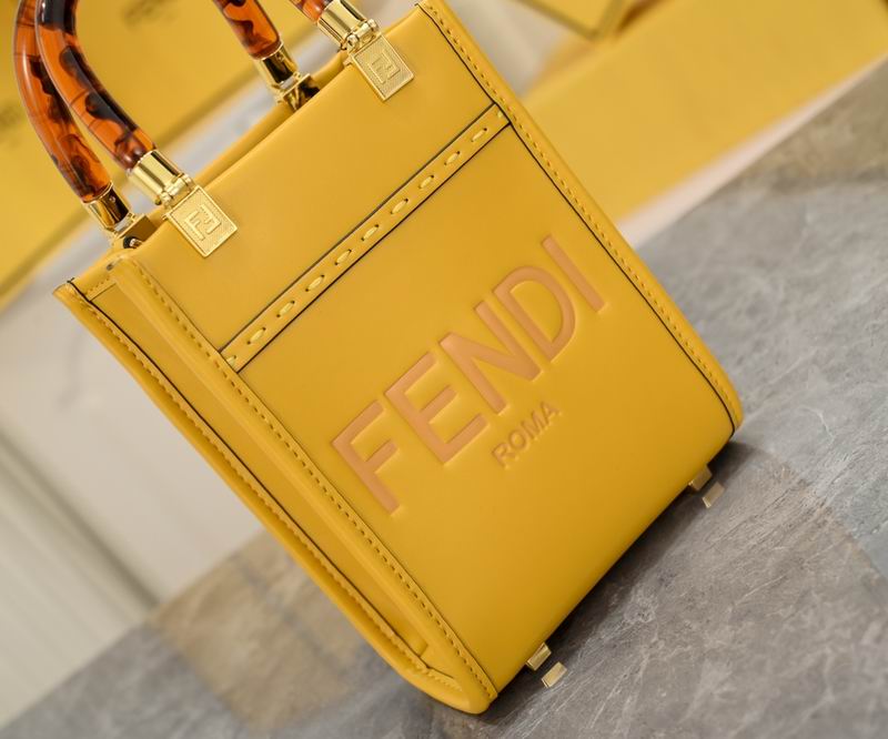 Fendi tote 3370 13x6.5x18cm ww (3)
