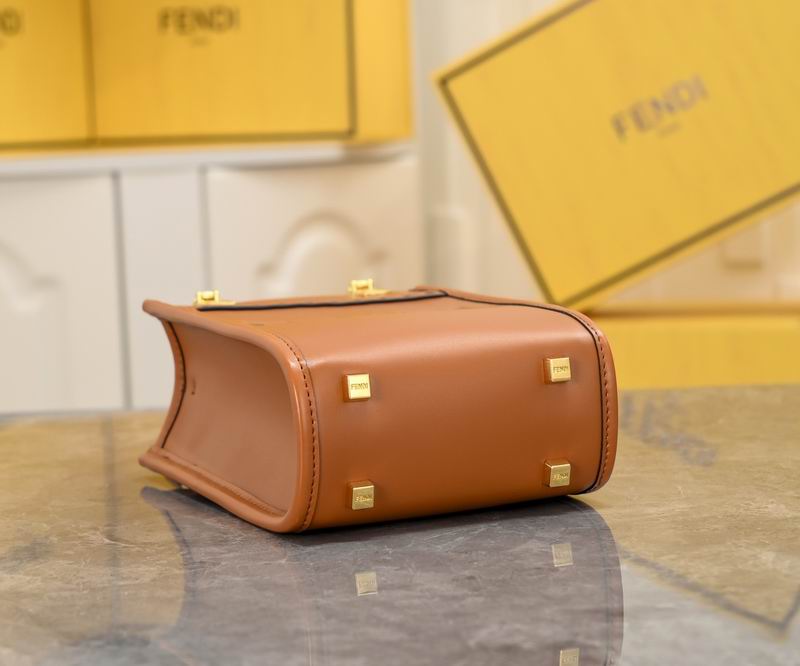 Fendi tote 3370 13x6.5x18cm ww (30)