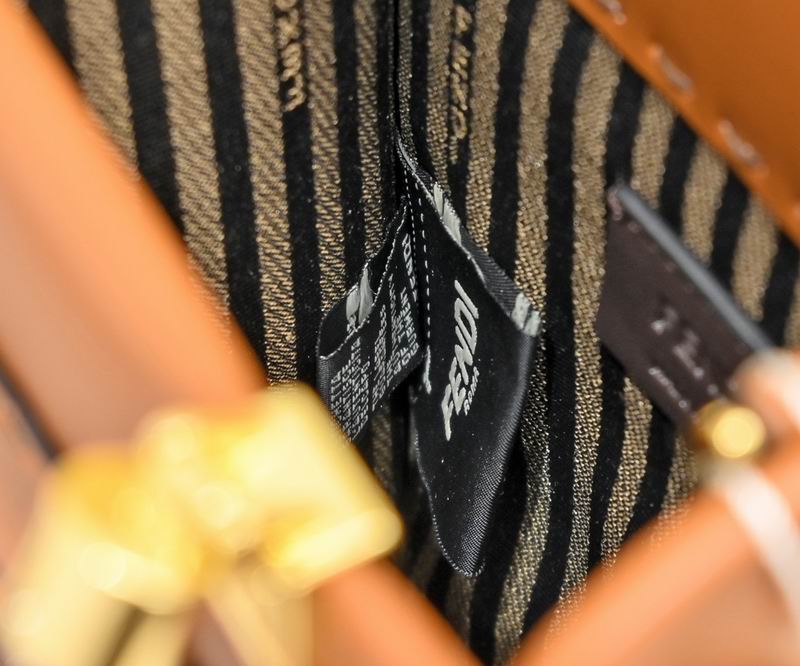 Fendi tote 3370 13x6.5x18cm ww (34)