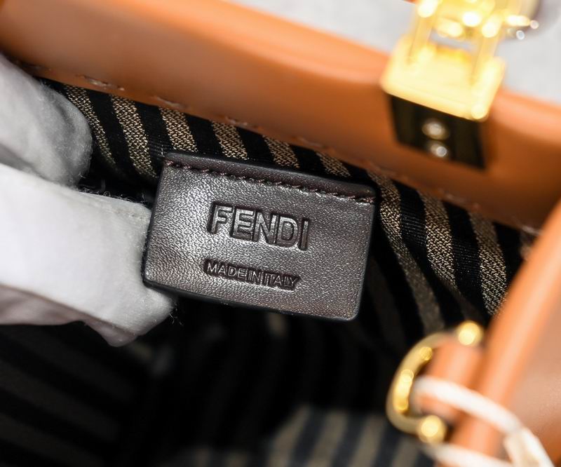 Fendi tote 3370 13x6.5x18cm ww (35)