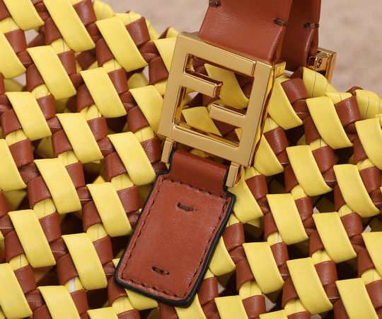 Fendi tote 5502 31x21x11cm ww (23)