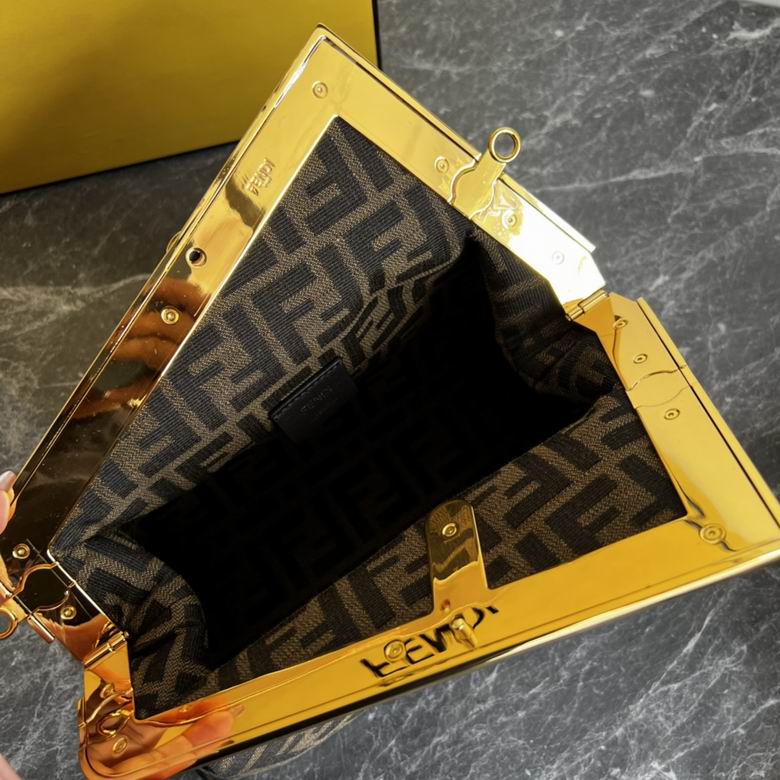 First 30X20X14cm 090901 H (8)