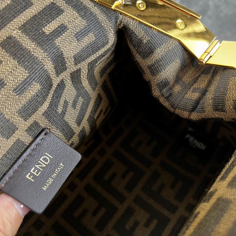 First 30X20X14cm 090901 H (9)