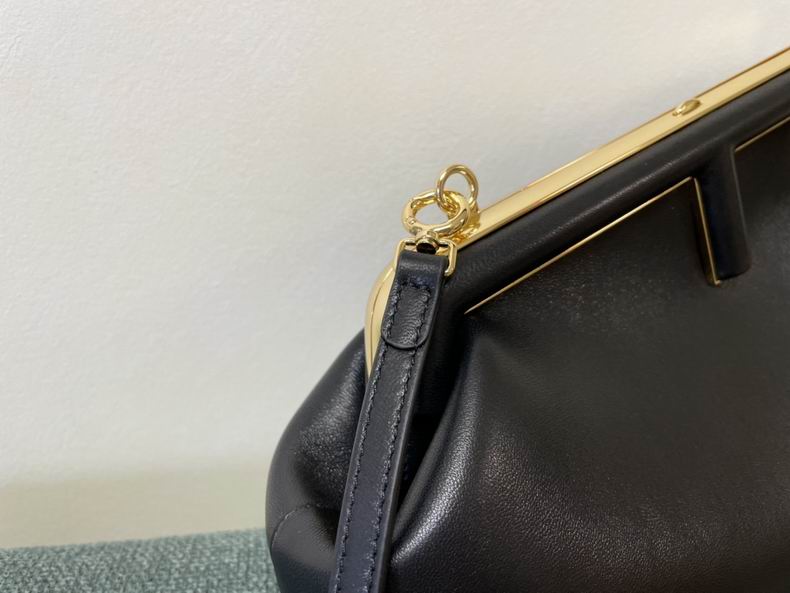 First M80018 26x9.5x18 cm rf (3)