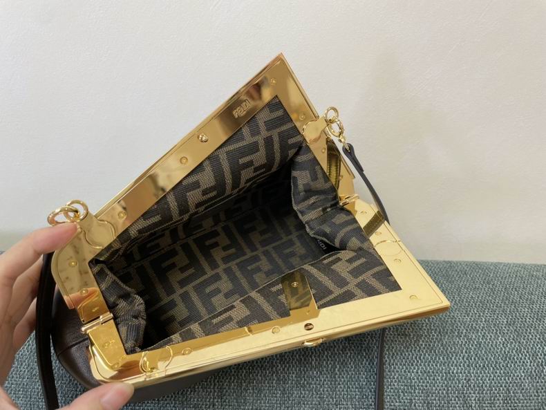 First M80018 26x9.5x18 cm rf (33)