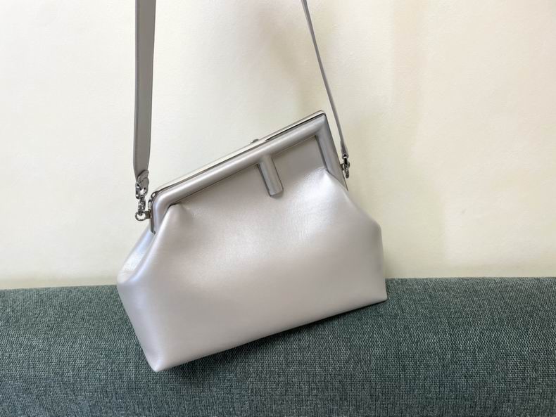 First M80019 32.5x15x23.5 cm rf (18)