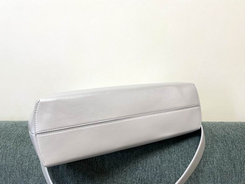 First M80019 32.5x15x23.5 cm rf (23)