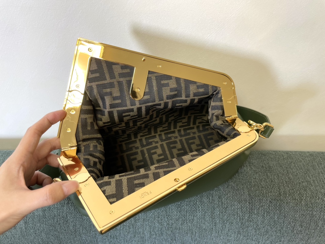 First M80019 32.5x15x23.5 cm rf (6)