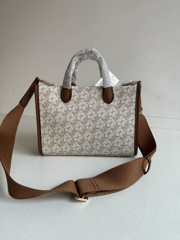 GIGI 24X19X9cm 082707 DY 2色 12