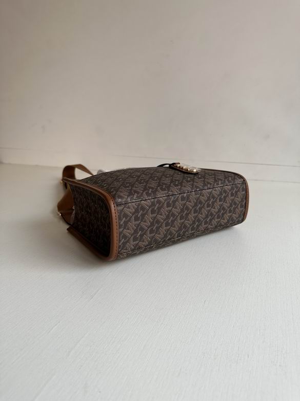 GIGI 24X19X9cm 082707 DY 2色 5